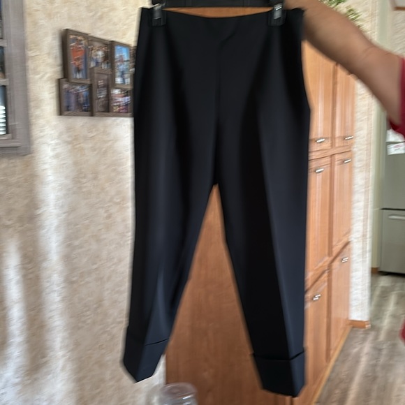Very nice size 4 black ankle length wide cuff trousers. - Picture 3 of 6